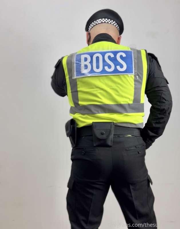 thesuitedboss image #5