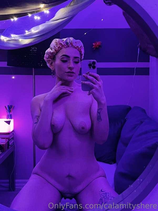 he said my pussy smells like flowers 🥹💙🌸