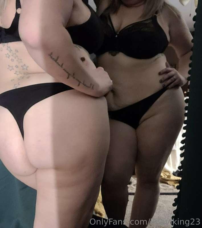 Seeing double 💋 tip for more