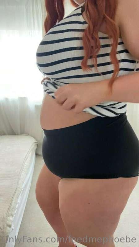 feedmephoebe image #0