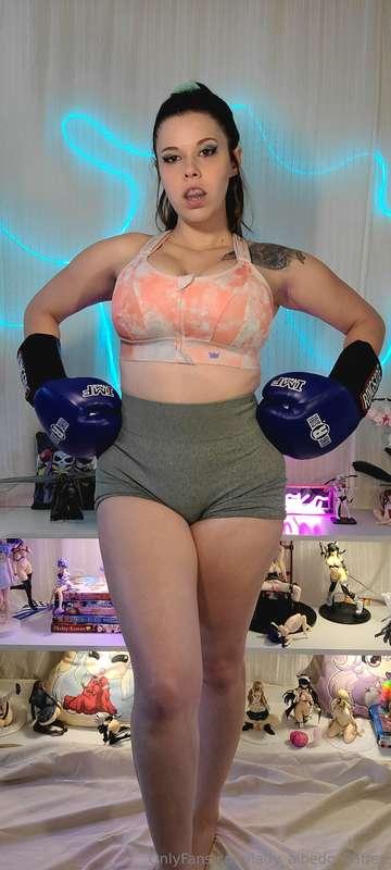 It's that time again, time to go a few rounds and get your l..