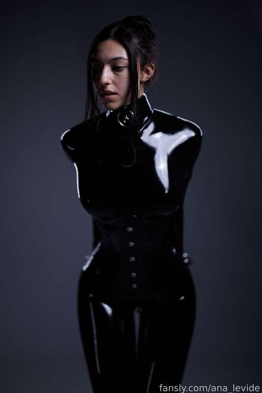 ana_levide image #60