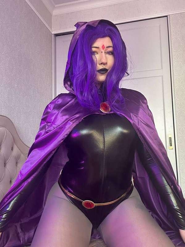 Raven cosplay alert🥰 Do u like it?