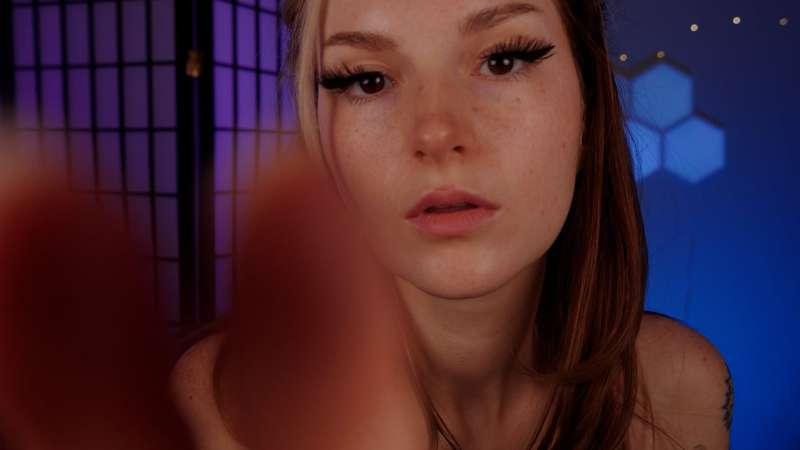 Early Access ~ Let Me Touch Your Face >:(