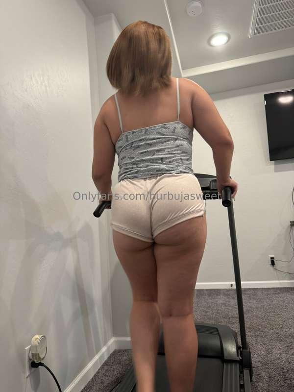 Te gustan mis nalgotas ? 👅