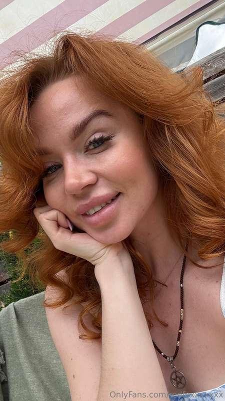 A smile for all of you! Smile more often! Love you!❤️❤️❤️