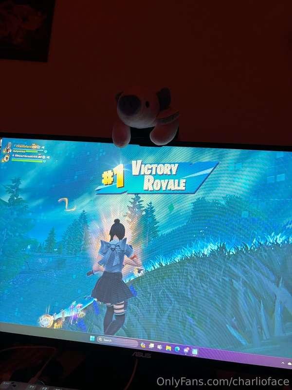fortnite win if anyone wants to see 🥹