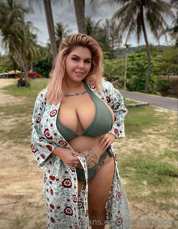 Your princess misses you very much already, what abou you?💕💕..