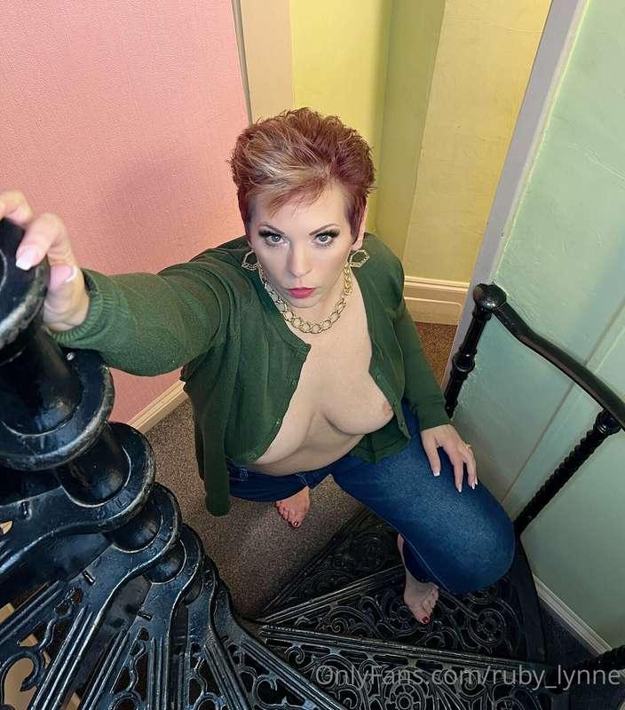 **I wanna find a sneaky link fuck buddy**  🍆  ***Tip $5 to a..