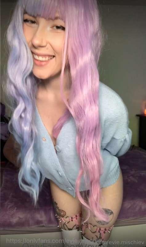 💜 Did you miss these little titties?? 💜Here I am, in my purp..