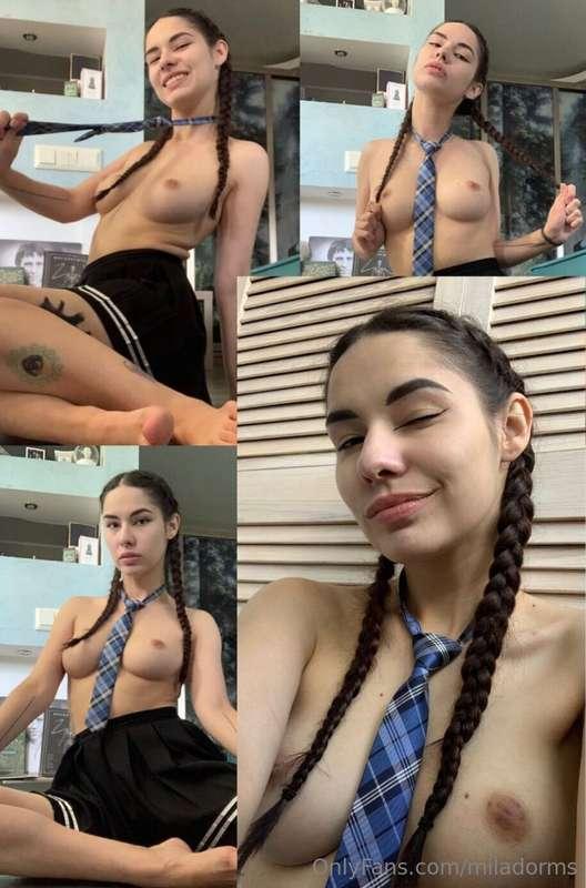 🍓FREE Subscription🍓

This playful kitty @wifu_divora  is wai..