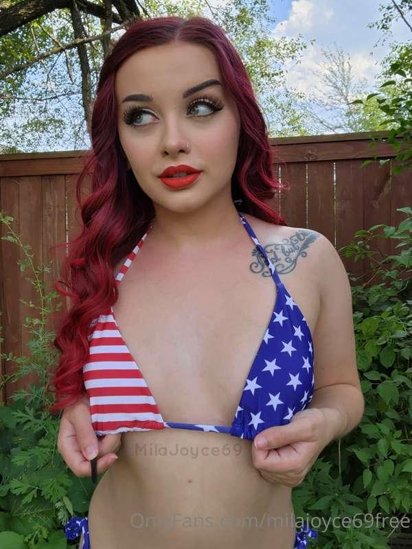 Guess what I did in the pic after this one ;)
Happy 4th of J..