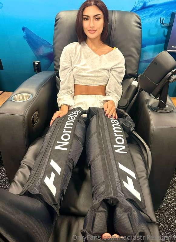 Weekends are for recovering ! ❤️‍🩹😊 Quick little compression..