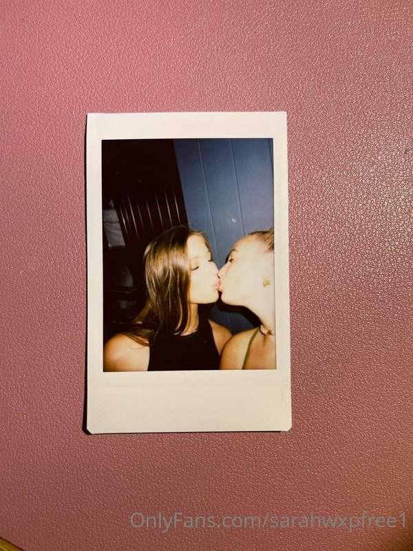 @katiebeex