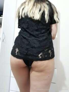My sexy wife 😍