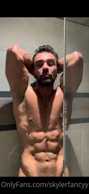 I like to get naughty in the gym shower