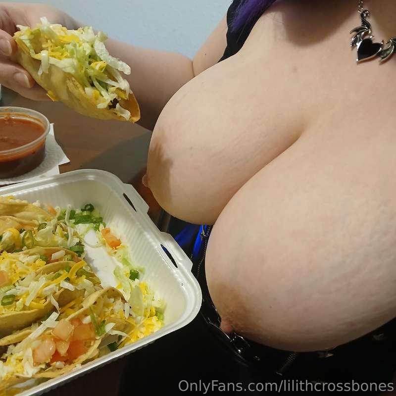 lilithcrossbones image #0