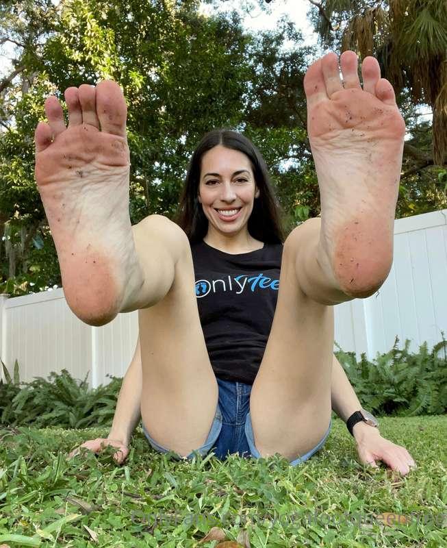 yogafootqueenfree image #1