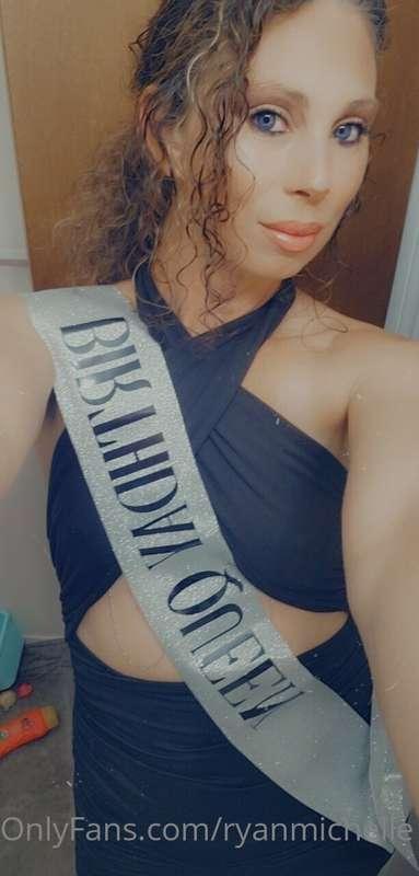 So yesterday was my birthday! I got the best present in the ..