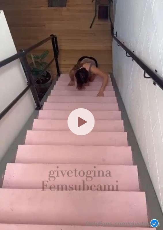 More humiliating videos of ‘God’ Cami. You’re welcome 