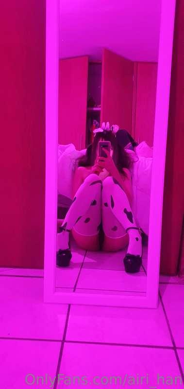 Me volví a probar mi outfit de vaquita, hice unas fotos medi..
