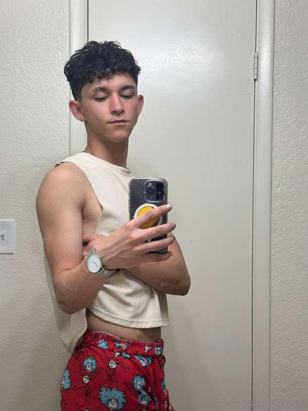 Just got home after a night out, are you down to cuddle?