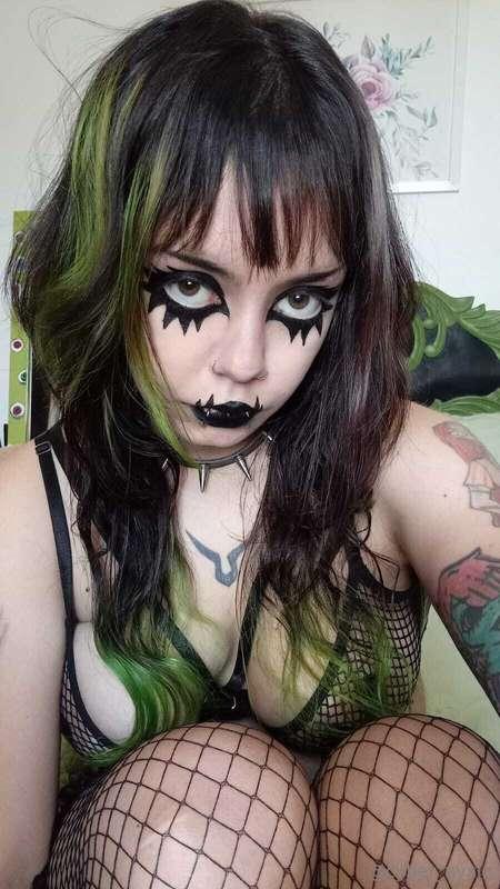 cyber_nyxie image #5
