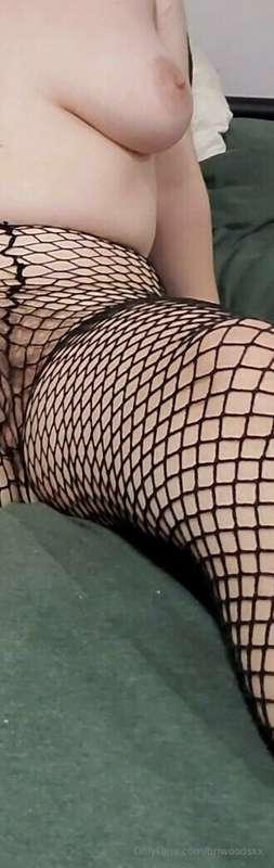 fishnets are just for you <3