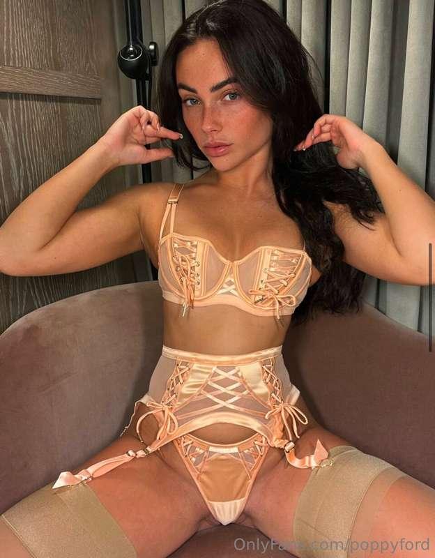 don't get too attached💞