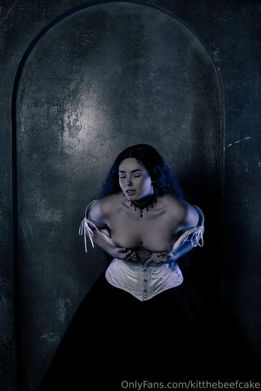 kitthebeefcake image #4