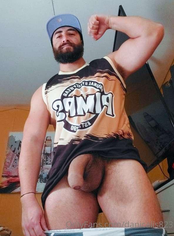 Tengo leche ven a mamar 💦 . . I have milk come suck 💦