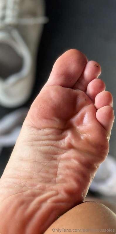 adrilicioussoles image #1