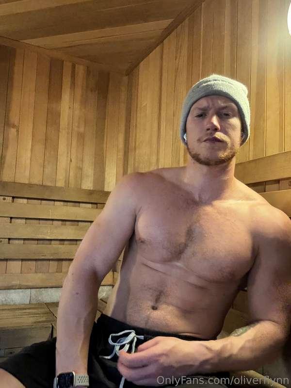 tell me what this look says to you 😏