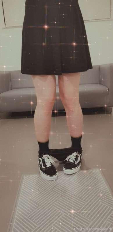 WELCOME HELLO

I'm Peach n I've moved from Patreon bcos they..