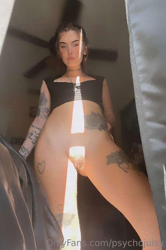 Sunlight pussy☺️🫣