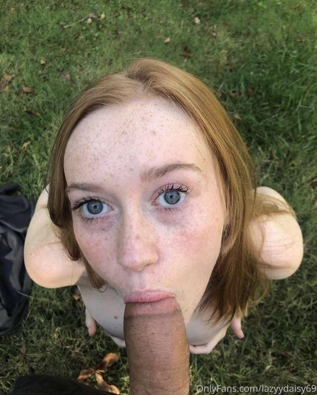 blowjobs are better outside :) @u281096301