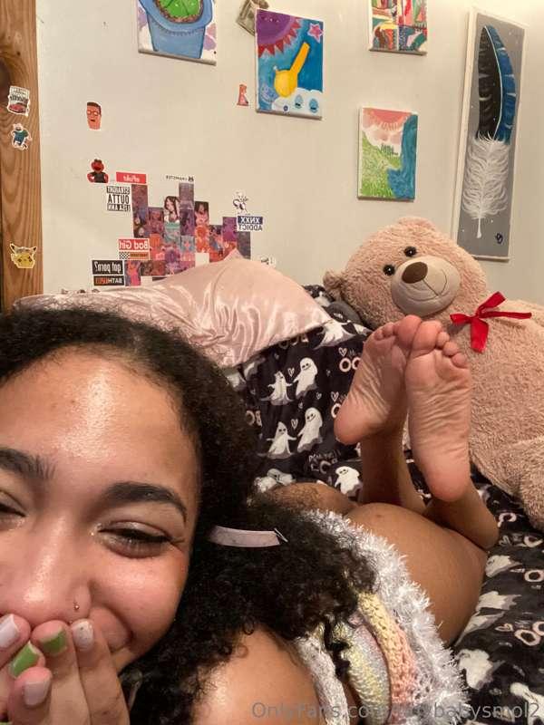 Come play? Do you miss watching me fuck myself or get cumm a..