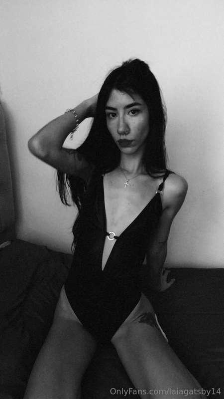 My love available for private show and custom video 