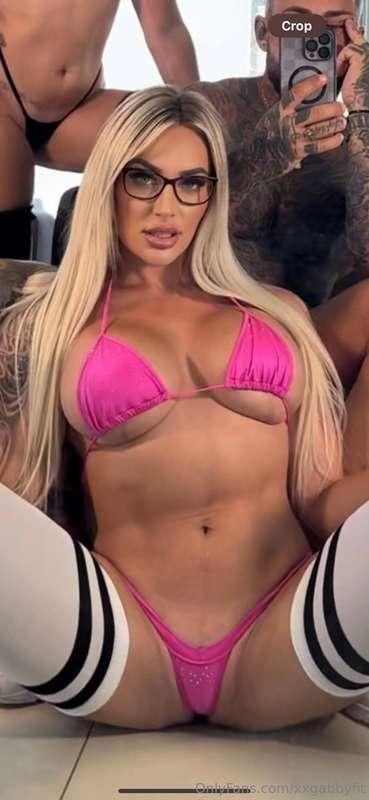 I think I look cute in pink? 