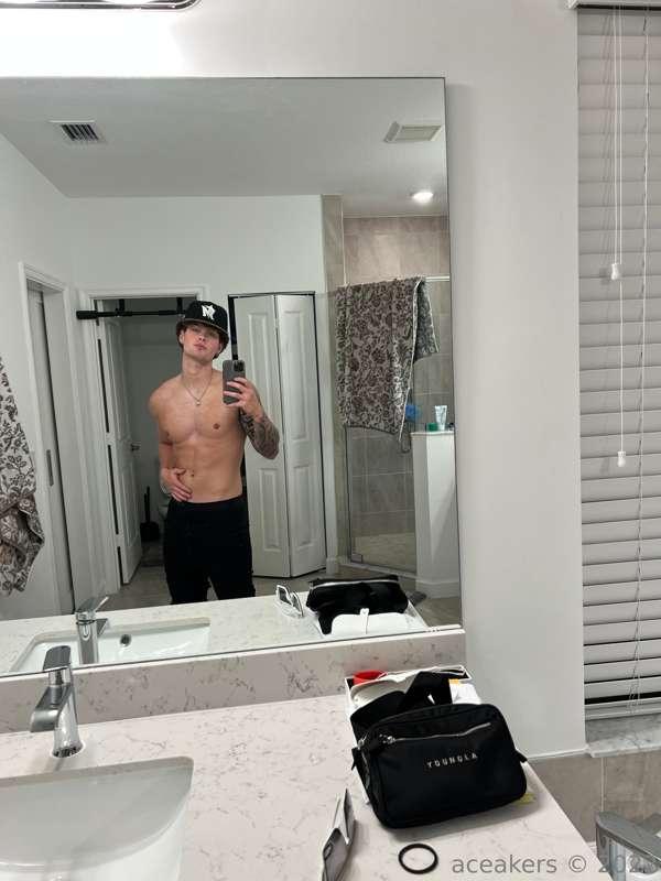 damn I look good ;) what do you think?