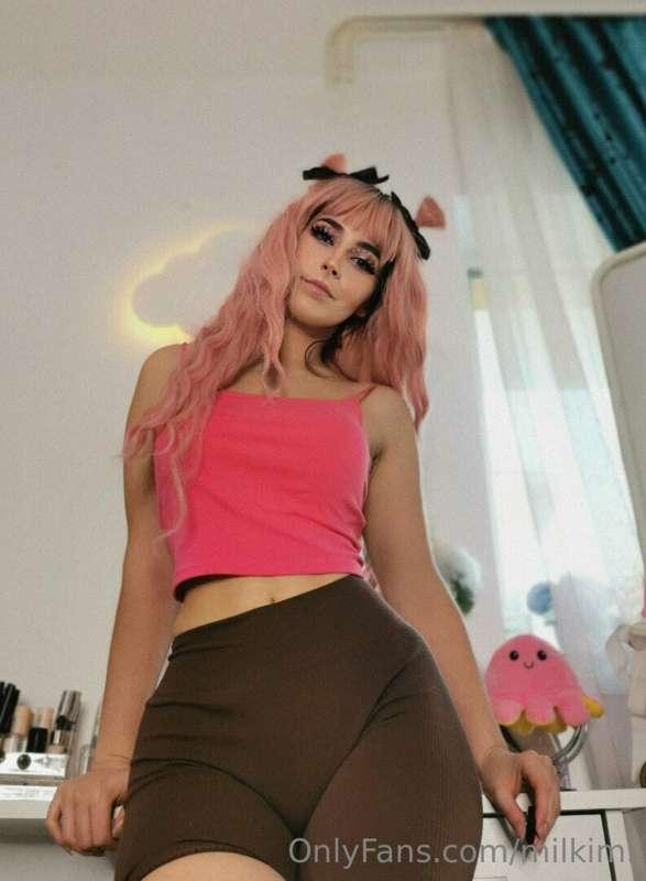 I'm comfortable and sexy, don't you think?