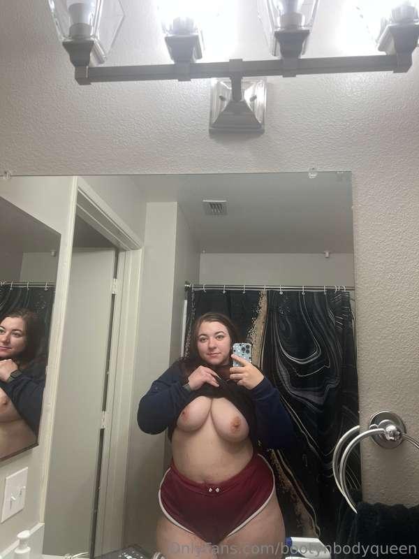 bootynbodyqueen image #3