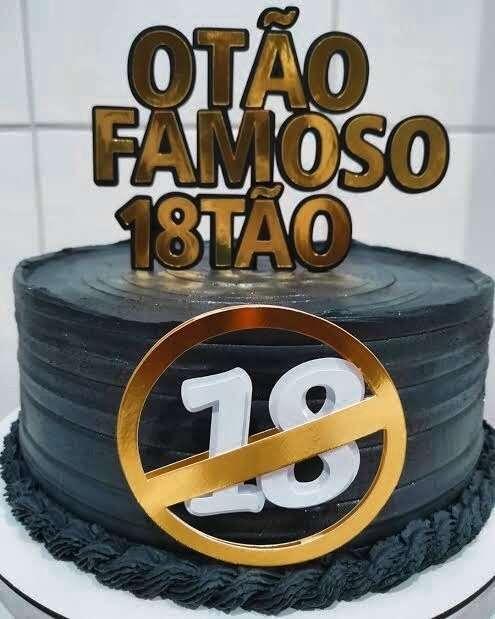 Conto Erótico: Tira minha virgindad por favor... agora sou d..