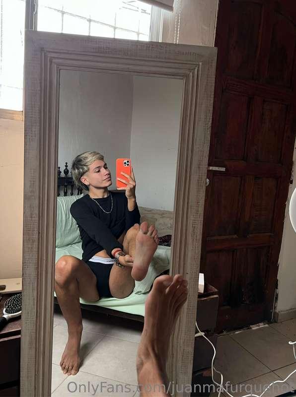 good legs daddy? 😈