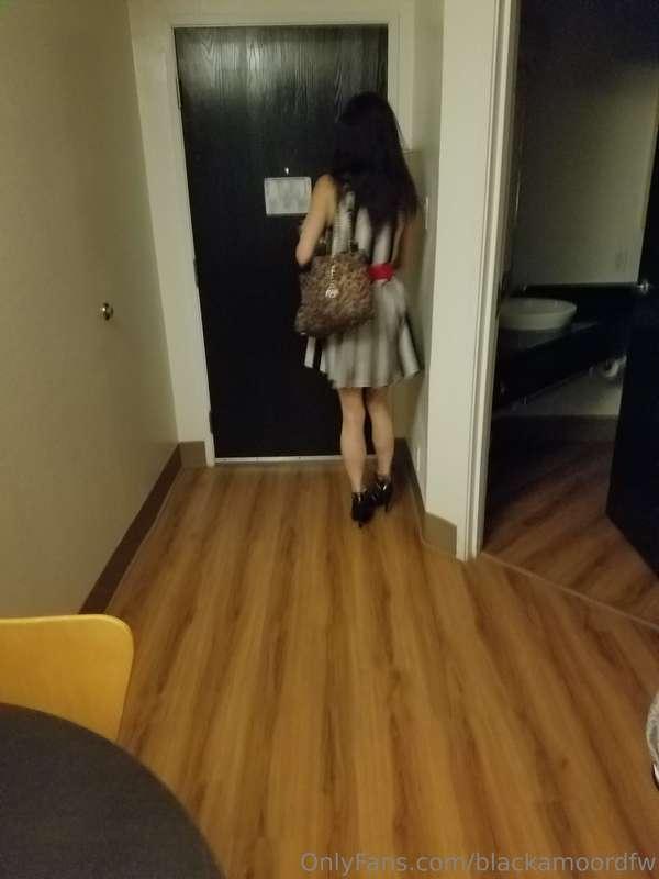 The very tiny @xxxbabymxxx looked so hot in the outfit I got..