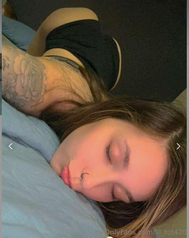 Cum on babies let’s make some content❤️❤️ send me a message ..