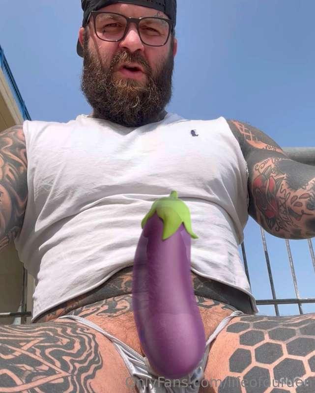 I just busted a big load at the beach 🏝️ 
Tip and I’ll send ..