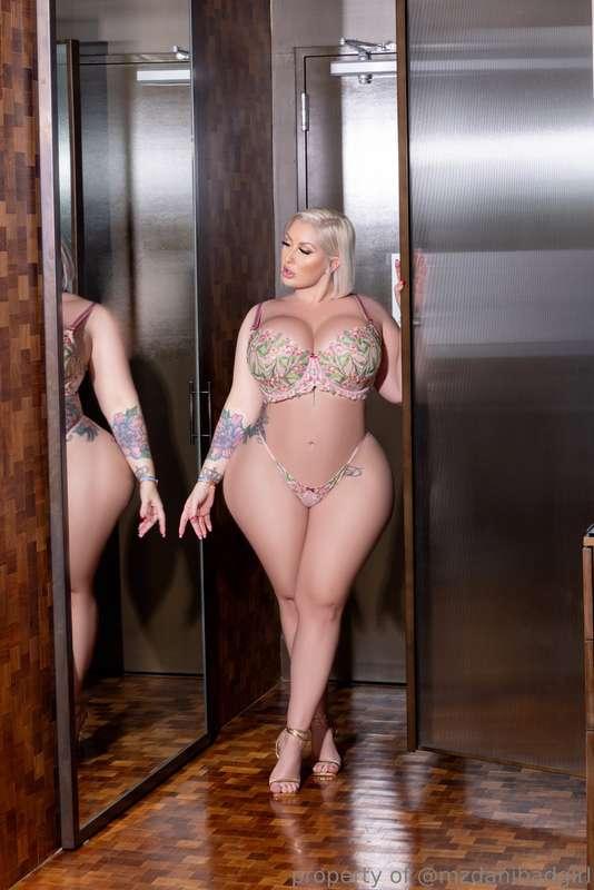 mzdanibadgirl image #0