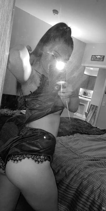 Want to start posting pics on here as well😜I know yah'll are..