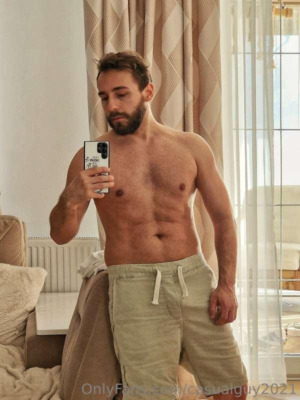 Staying in shape everyday 😇